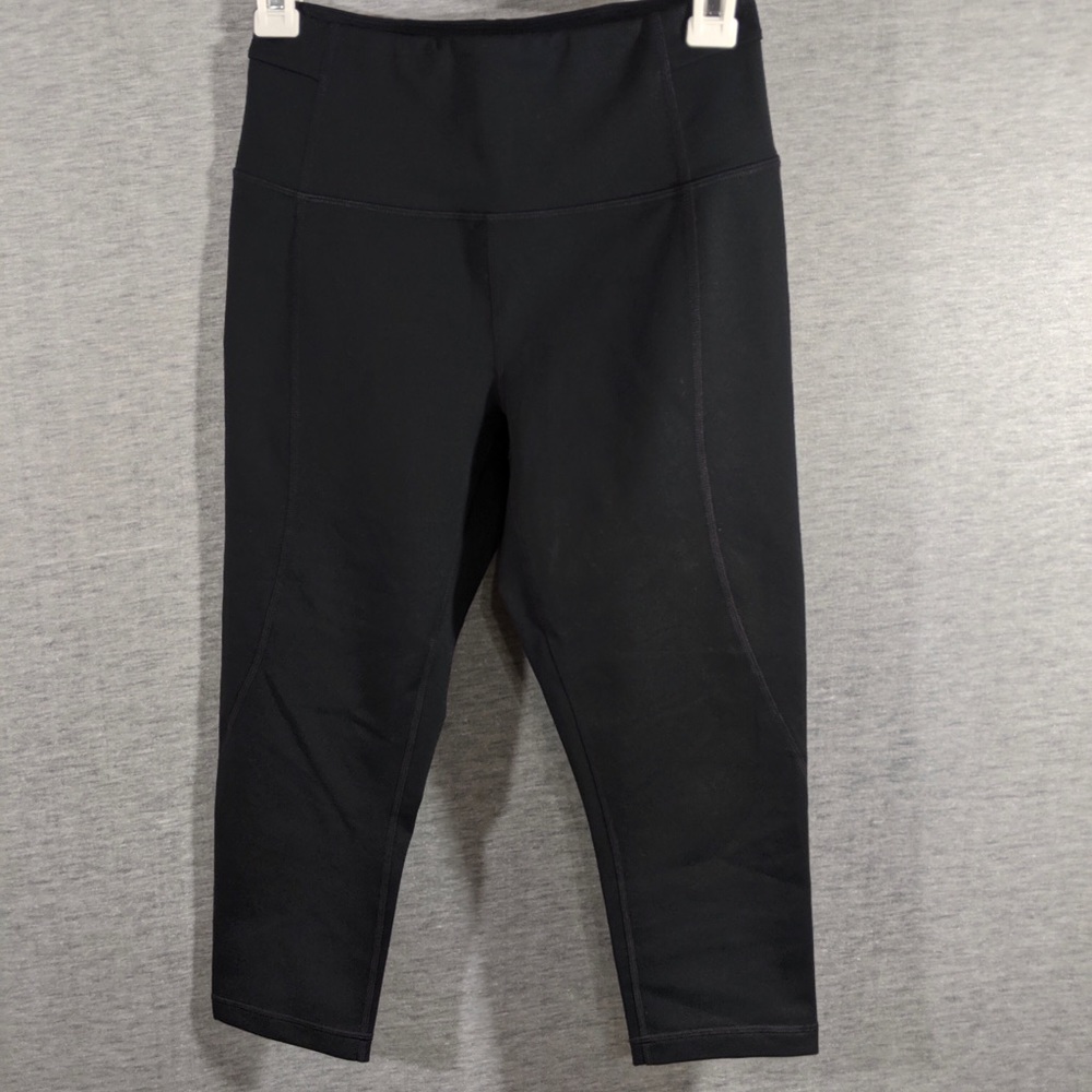 Core 10 Yoga Capri Legging - Picture 5 of 8